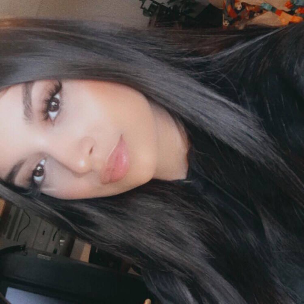 Meet your Posher, Shey